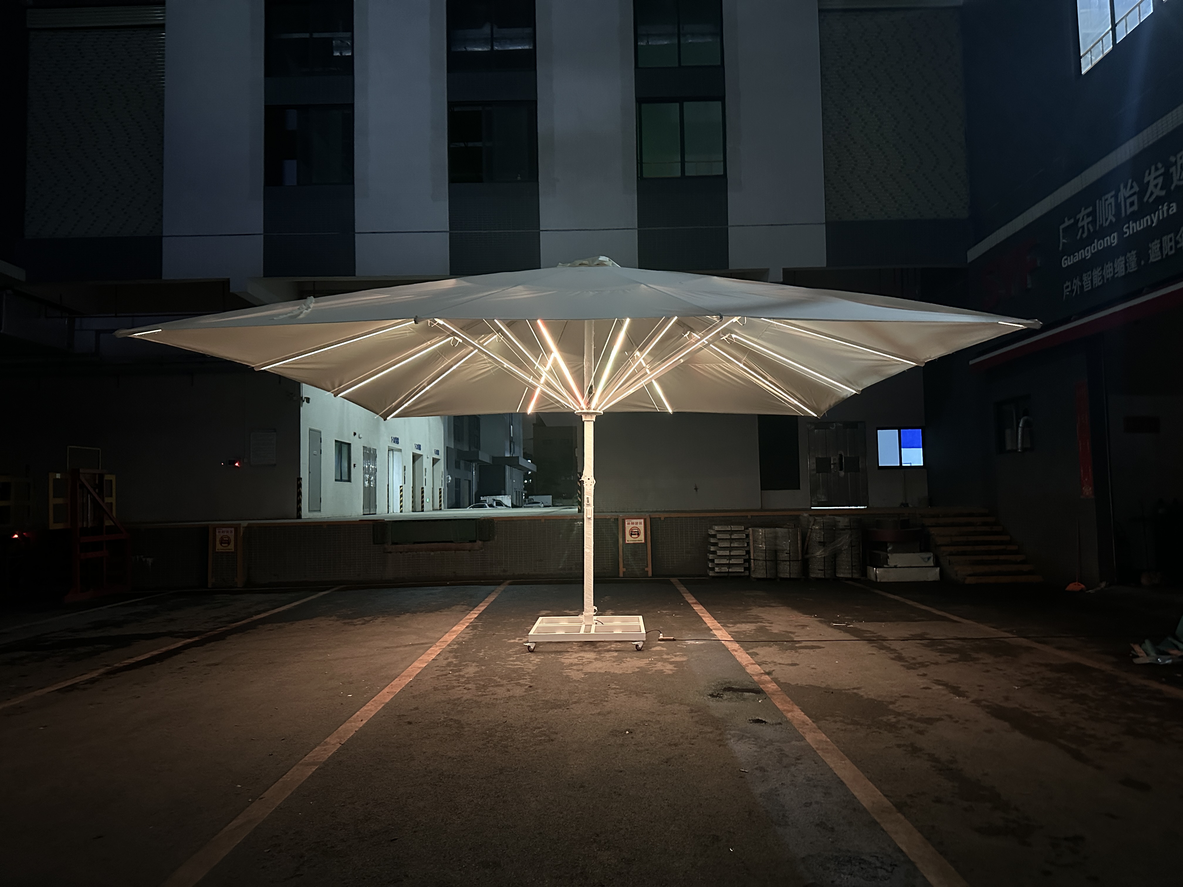 7M Outdoor Furniture LED Umbre – Outdoor Furniture Supplier recenzja i cena
